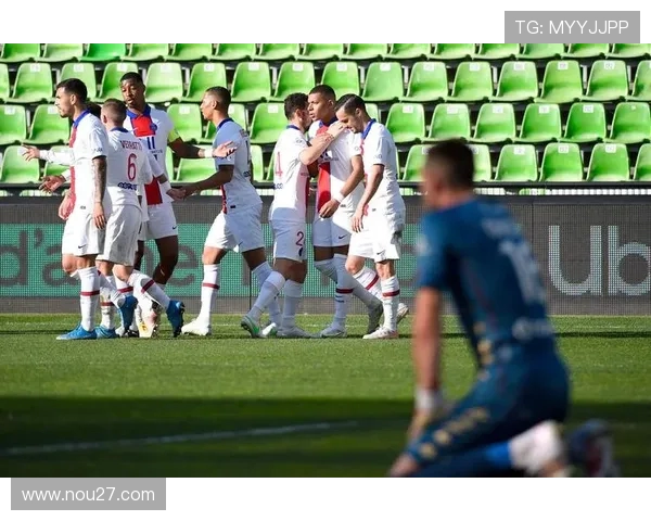 法甲球队品牌建设策略与足球商业化传播路径
